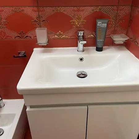 Apartment Comfy In Blloku Zone 2 Tirana