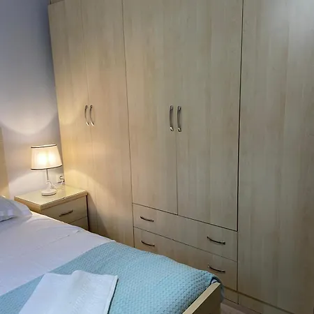 Apartment Comfy In Blloku Zone 2 Tirana